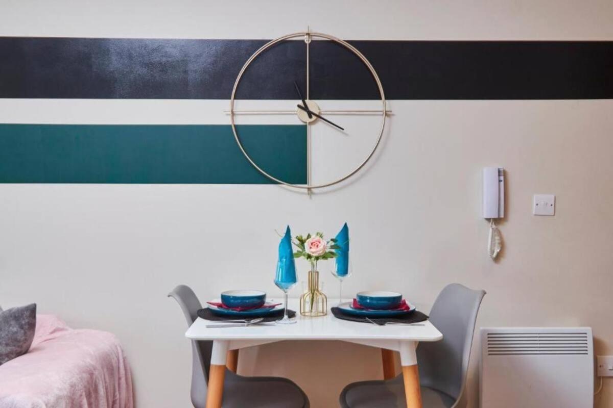 Beautiful 1 Bedroom Flat In Leeds - Sleeps 4 Екстер'єр фото