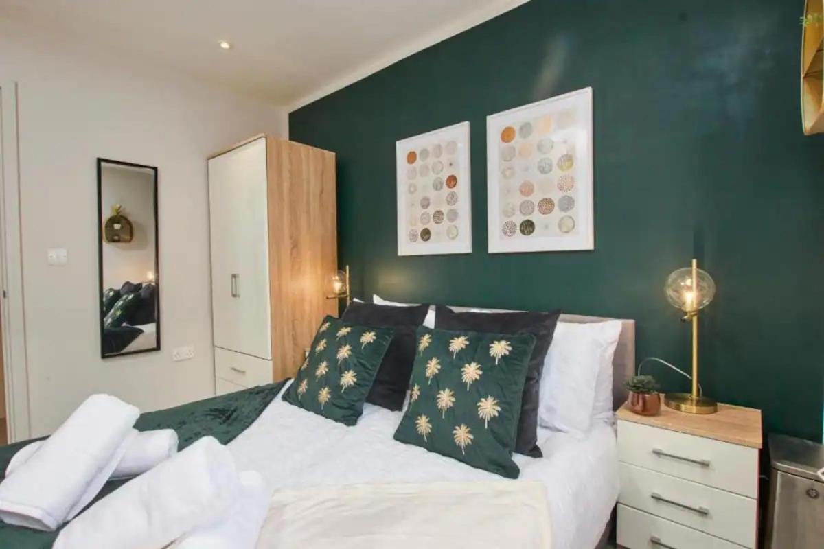Beautiful 1 Bedroom Flat In Leeds - Sleeps 4 Екстер'єр фото